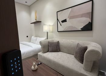 استديو بدخول ذاتي وسرير مريح 