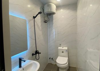 استديو بسرير ماستر وجلسة جانبية