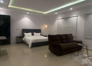 استديو بسرير ماستر ودخول ذاتي