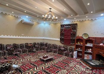 استراحة بجلسة خارجية ومجالس 