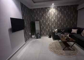 غرفة نوم وصالة بدخول ذاتي