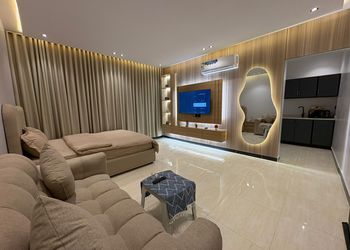 استديو بأثاث مريح وبسيط 