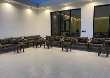 استراحة بمسطح اخضر ومجالس