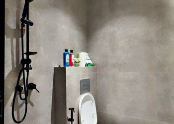استديو هادئ بسرير ماستر 