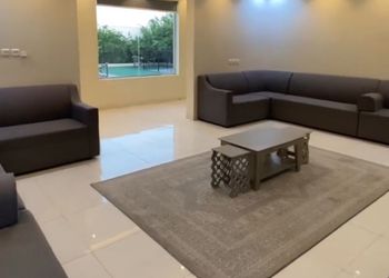 شاليه بجلسة خارجية وألعاب اطفال