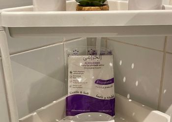 شقة بغرفة نوم ودخول ذاتي 