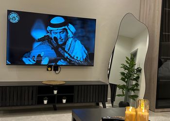 استديو بسرير ماستر وجلسة جانبية 
