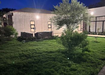استراحة بمجلس واسع وجلسة خارجية