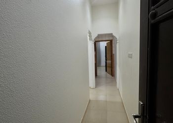 شقة بصالة و غرفة نوم 