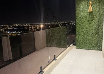 شقة بغرفتين نوم وصالة مريحة 
