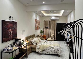 استديو هادئ بسرير ماستر 