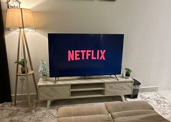 استديو هادئ بسرير ماستر 