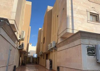 استديو هادئ بدخول ذاتي 