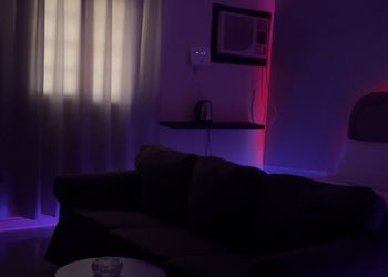 استديو هادئ بسرير ماستر 