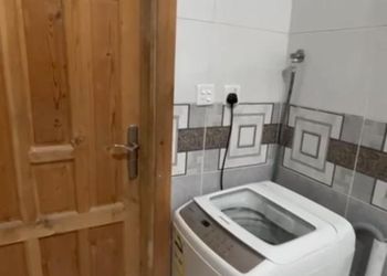 استديو بسرير فردي ومطبخ