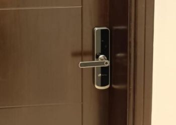 شقة بغرفة نوم وصالة مريحة 