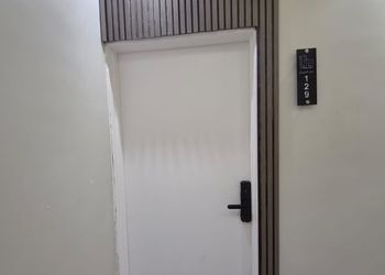 شقة بغرفة معيشة وغرفة نوم 
