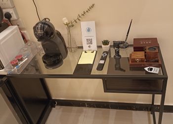 غرفة فندقية بدخول ذكي