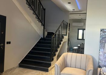 شاليه فاخر بمسبح و ٣ غرف نوم