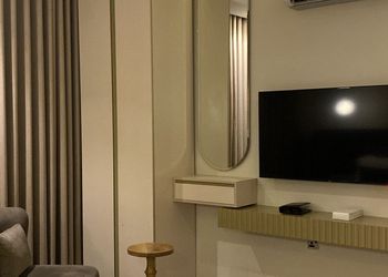 استديو بسرير ماستر وأثاث مريح 