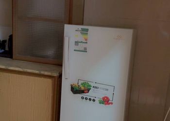شقة بغرفة معيشة وغرفتين نوم 
