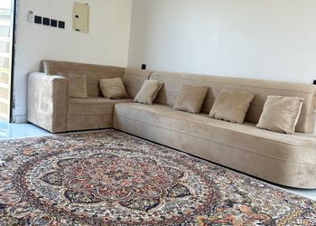شقة بغرفة نوم وصالة 