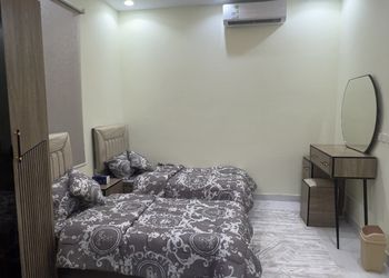 شقة بغرفتين نوم وصالة 