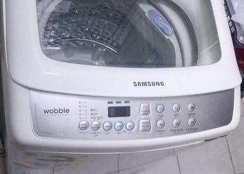 شقة بغرفتين نوم وصالة 