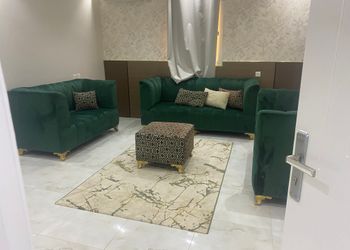 استراحة بجلسة خارجية ومسبح داخلي