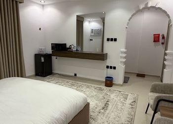 استديو هادئ بسرير ماستر 