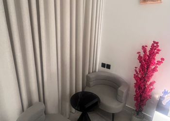 استديو بدخول ذاتي