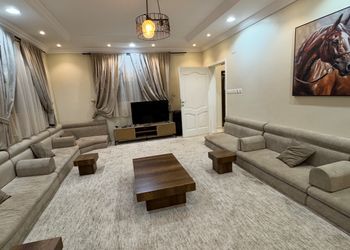 استراحة بملعب ومسبح
