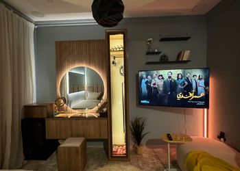 استديو بسرير ماستر وأثاث مريح 