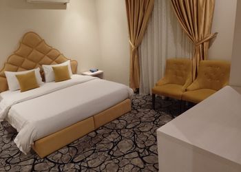 غرفة بأجواء دافئة ومريحة 