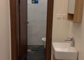 استديو بسرير ماستر وجلسة جانبية
