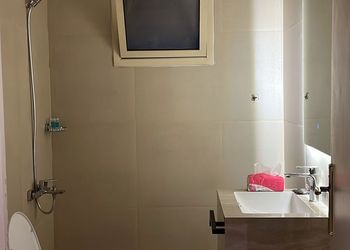 استديو هادئ بسرير ماستر 