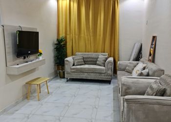 شقة بغرفتين نوم وصالة 