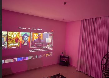 شقة سينمائية بدخول ذاتي