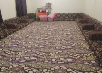 مزرعة بجلسات خارجية و ألعاب اطفال 