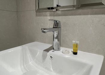 استديو بسرير ماستر ودخول ذاتي
