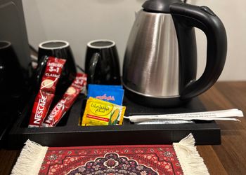 استديو هادئ بدخول ذاتي 