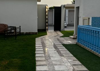 شاليه بمسبح وجلسة خارجية 