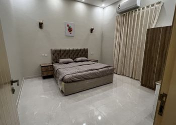 شاليه بمسطح اخضر