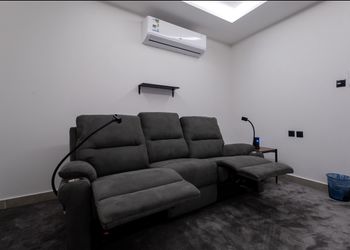شقة بغرفتين نوم وسينما وجاكارو