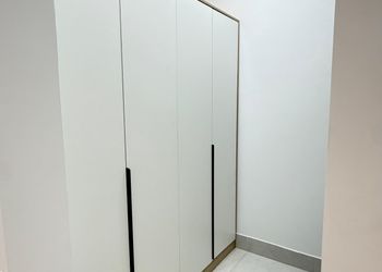 شقة بغرفة معيشة وغرفة نوم 