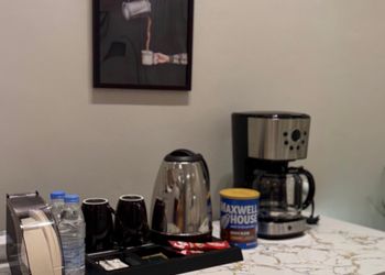 شقة أنيقه غرفة نوم وصالة 