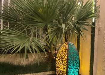 شاليه بألعاب مائية وجلسة خارجية