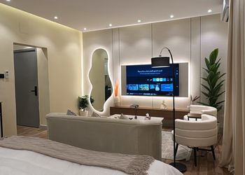 استديو بتصميم أنيق ودخول ذاتي