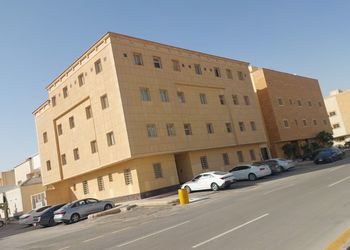 استديو بسرير ماستر وجلسة جانبية 