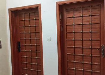 شقة بصالة جلوس وغرفتين نوم 